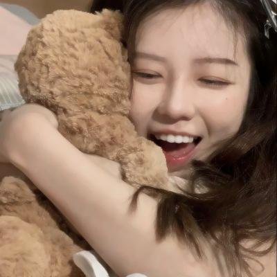 茱莉娅的眼睛